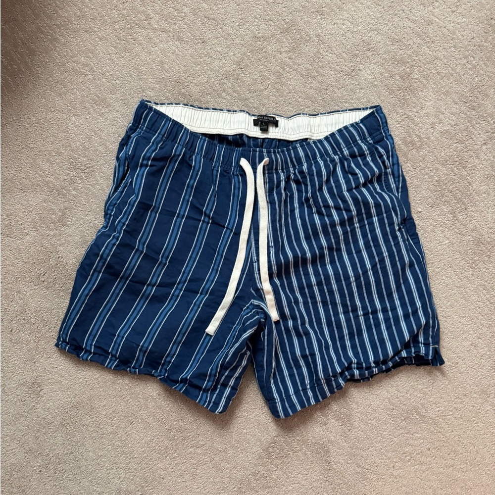 Banana Republic linen size L Shorts